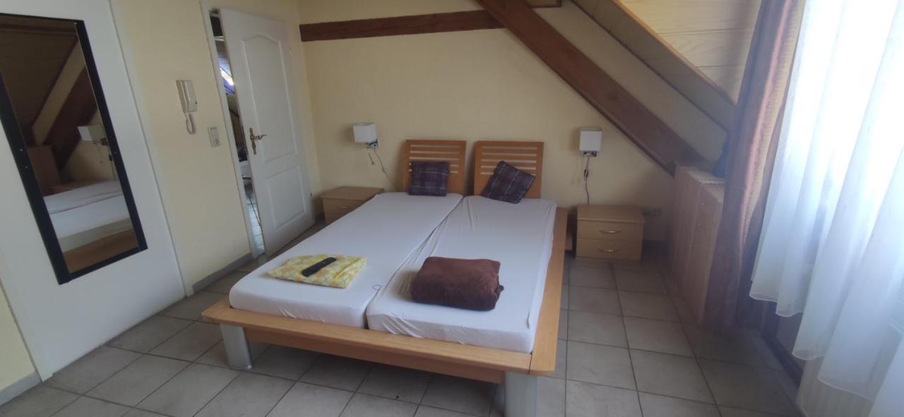 An Der Alten Roemerstrasse Neumagen-Dhron Room photo